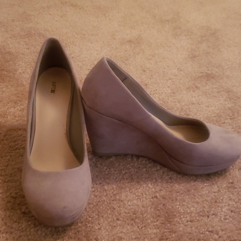size 7.5 wedges